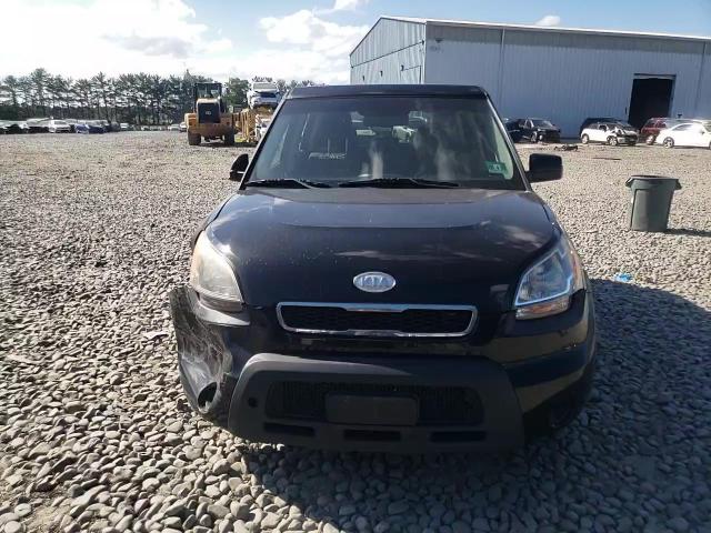 2011 Kia Soul + VIN: KNDJT2A21B7226386 Lot: 70584904