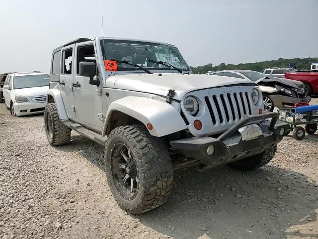 2009 Jeep Wrangler - Image 11
