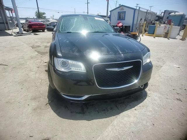 2015 Chrysler 300 Limited VIN: 2C3CCAAG4FH864354 Lot: 63492104
