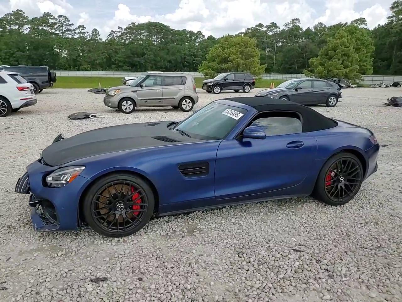 Фото: W1KYK8CA5MA041651