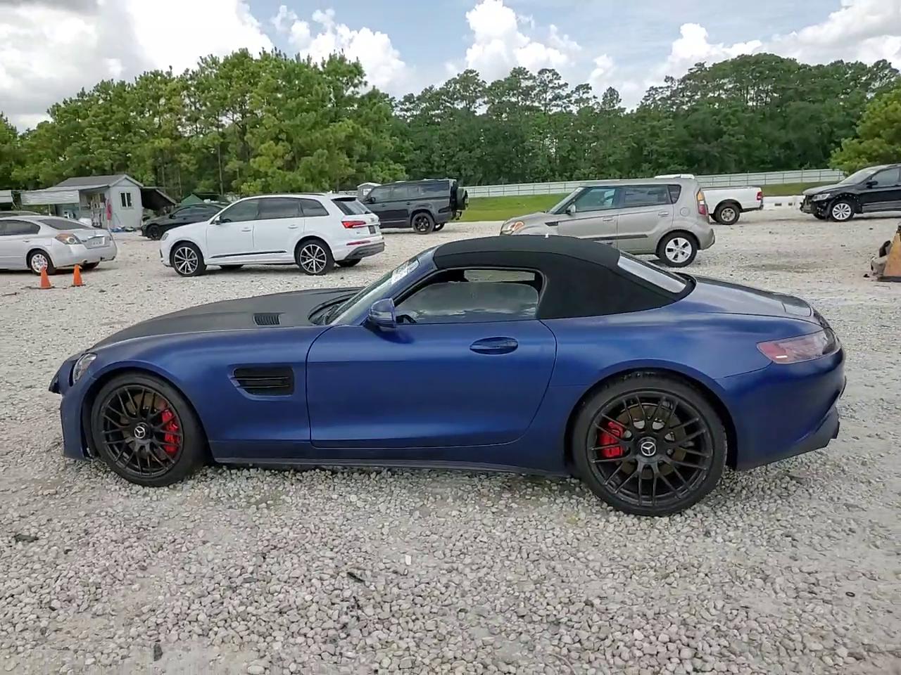 Фото: W1KYK8CA5MA041651