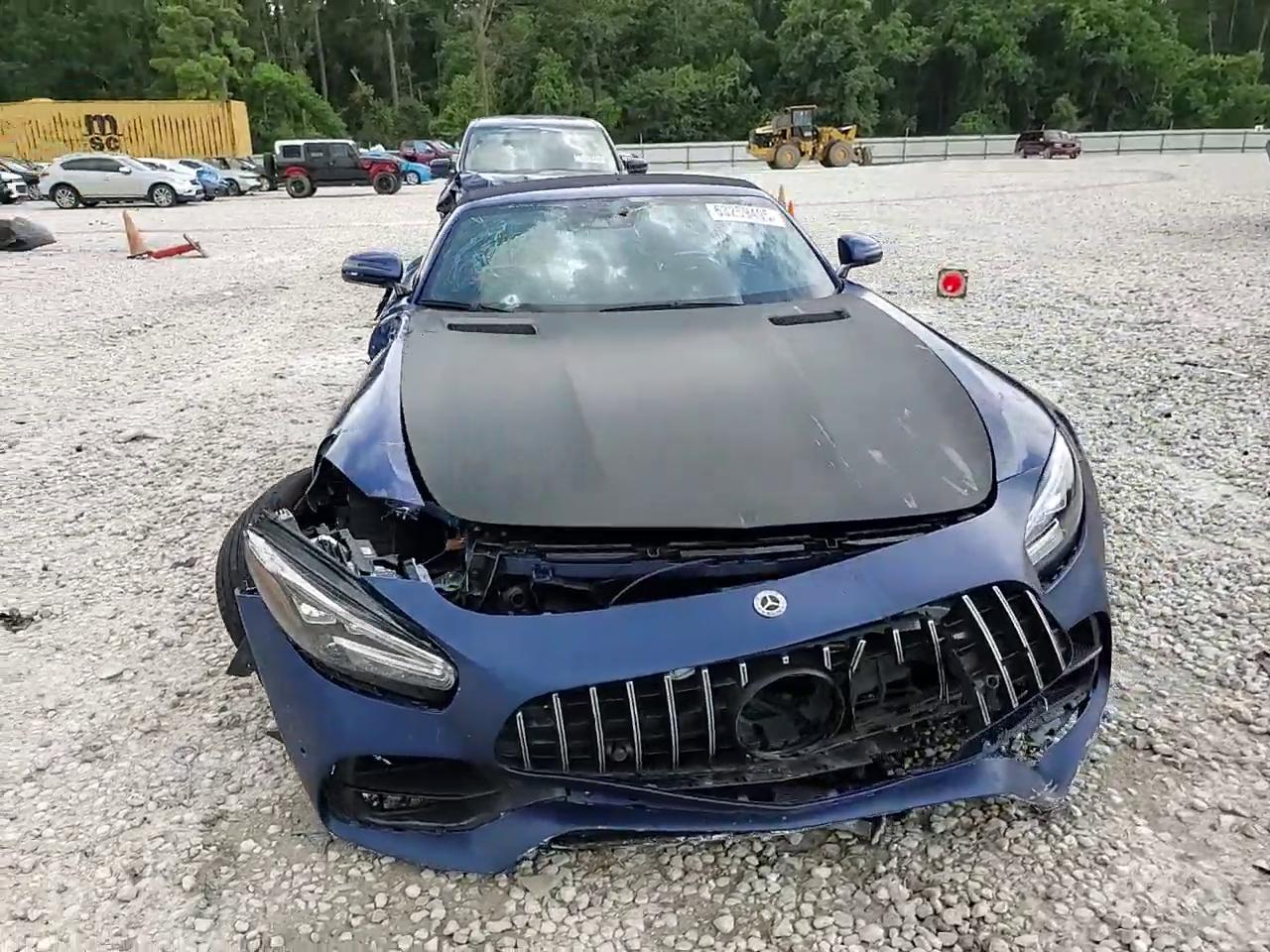 Фото: W1KYK8CA5MA041651