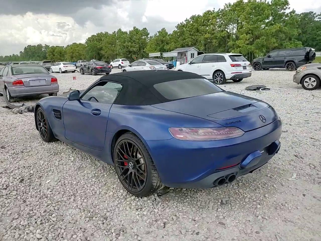 Фото: W1KYK8CA5MA041651