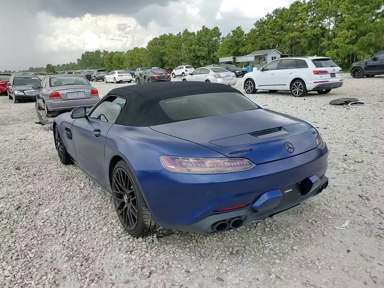 Фото: W1KYK8CA5MA041651