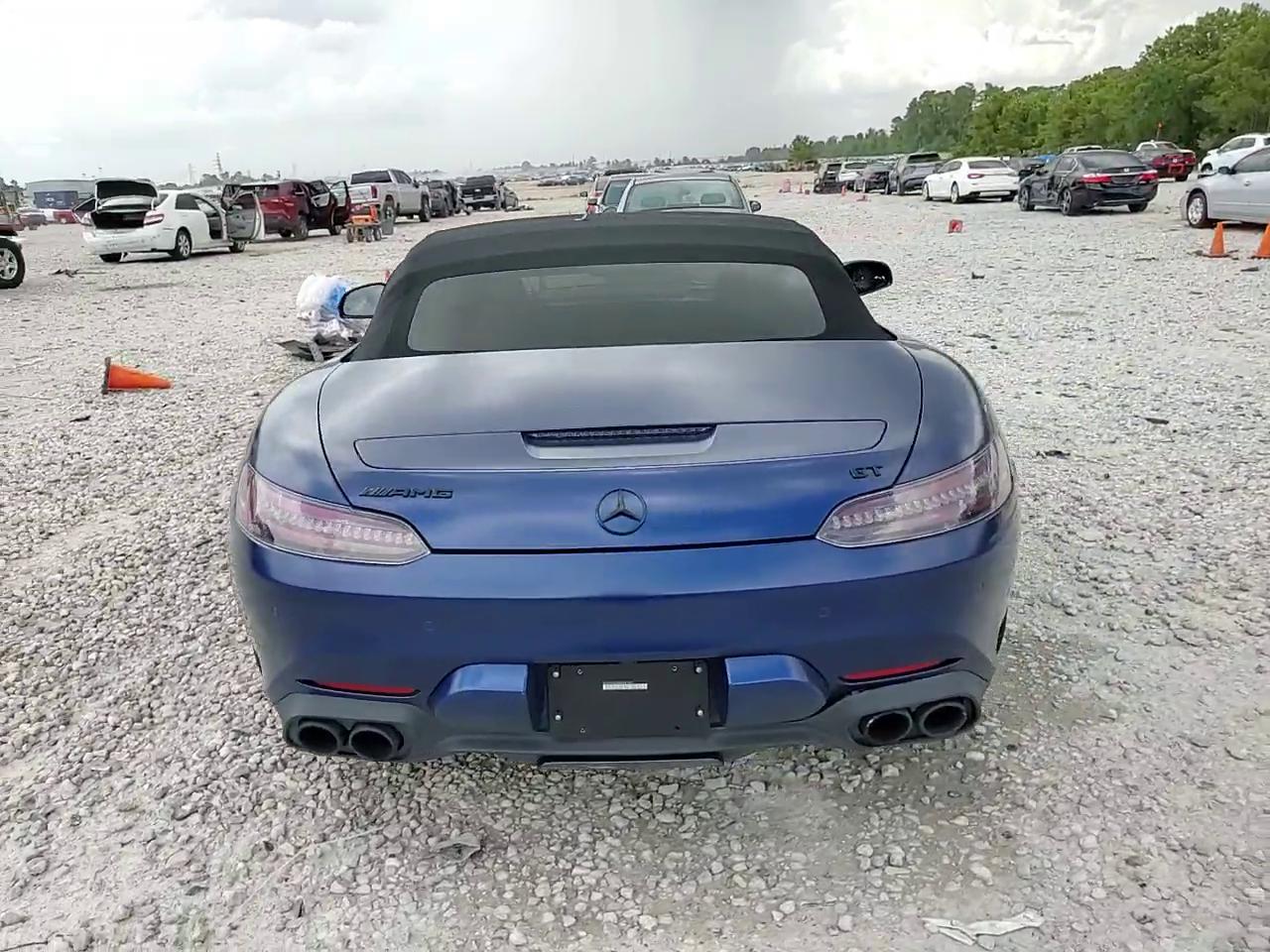 Фото: W1KYK8CA5MA041651