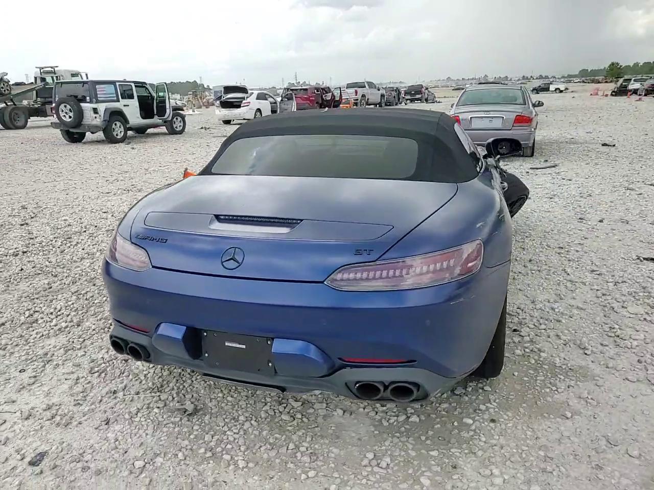 Фото: W1KYK8CA5MA041651