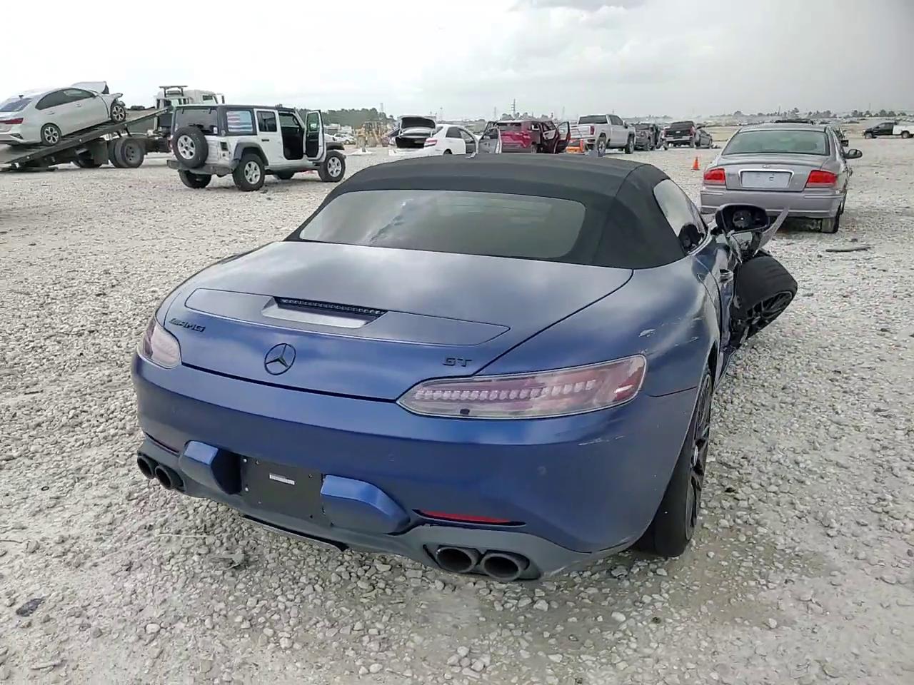 Фото: W1KYK8CA5MA041651