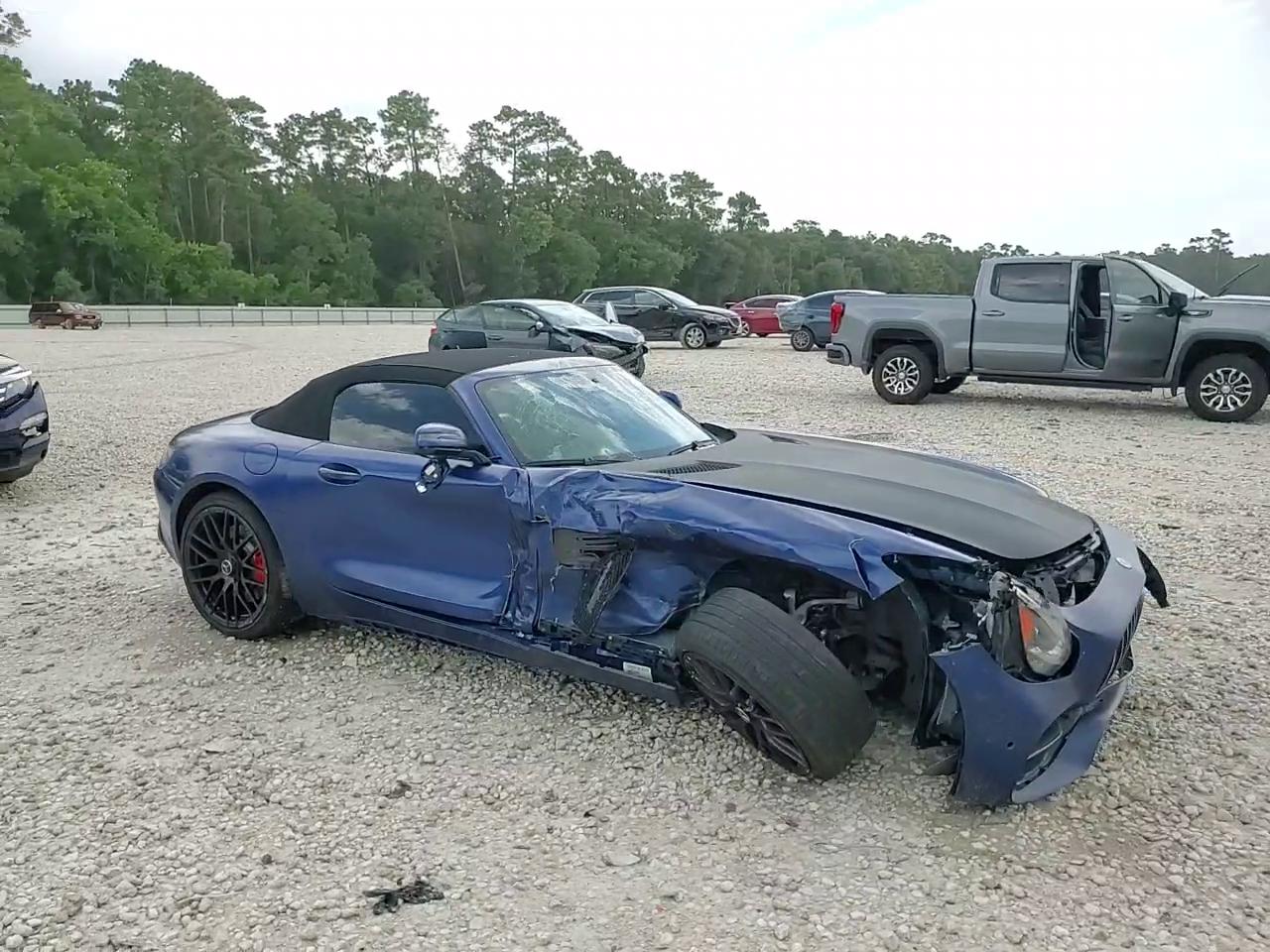 Фото: W1KYK8CA5MA041651