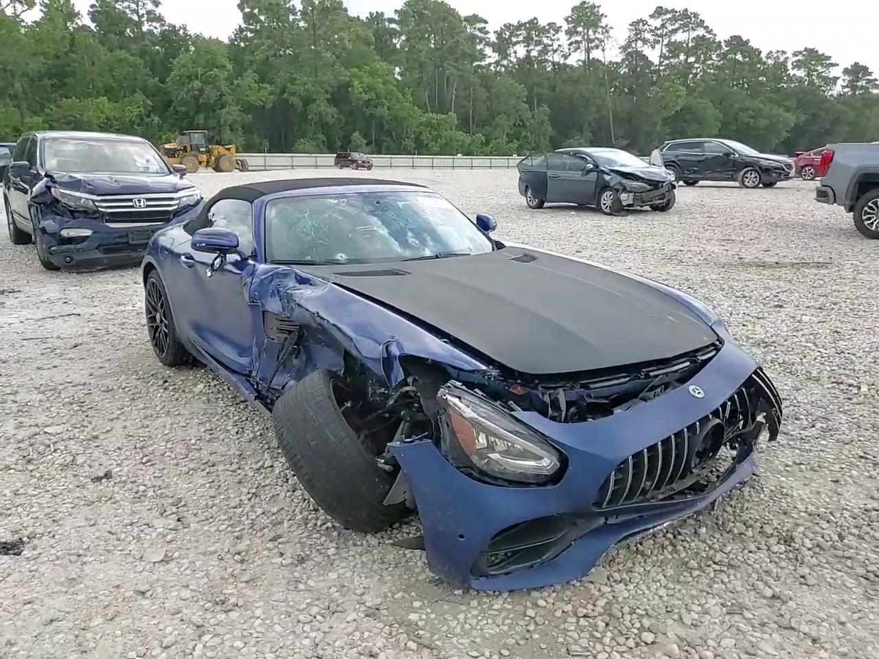 Фото: W1KYK8CA5MA041651