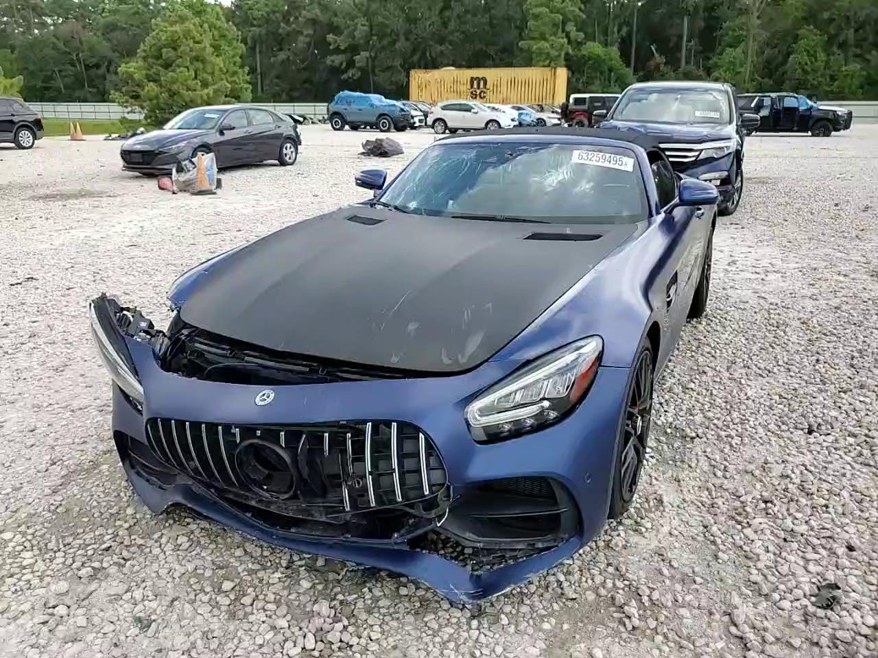 Фото: W1KYK8CA5MA041651