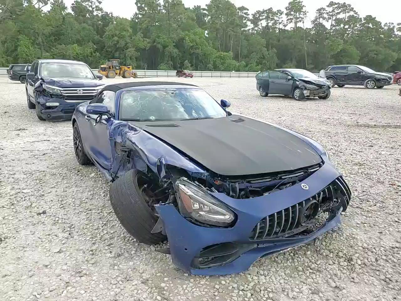 Фото: W1KYK8CA5MA041651