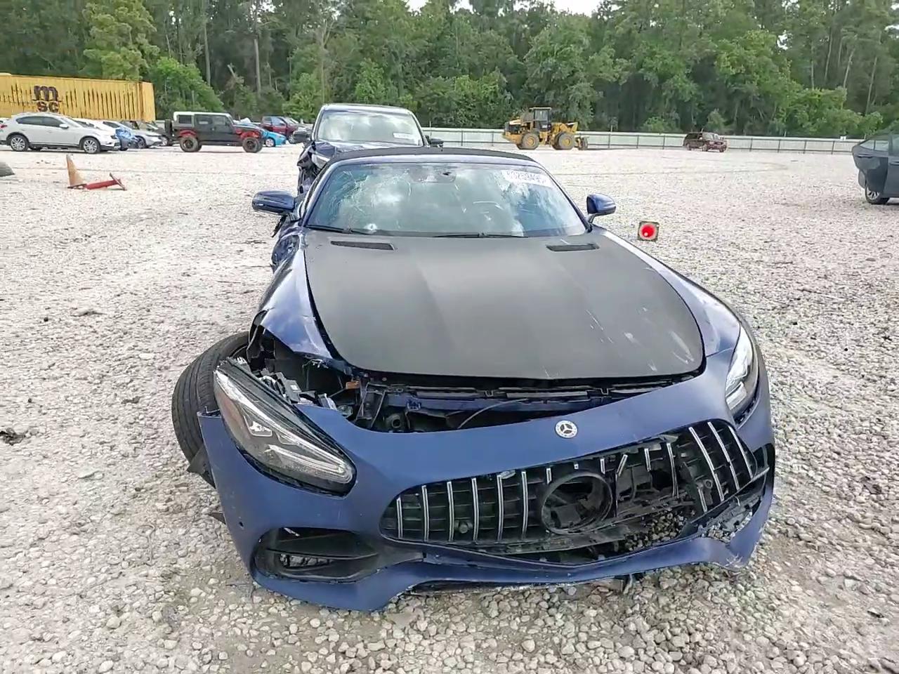 Фото: W1KYK8CA5MA041651