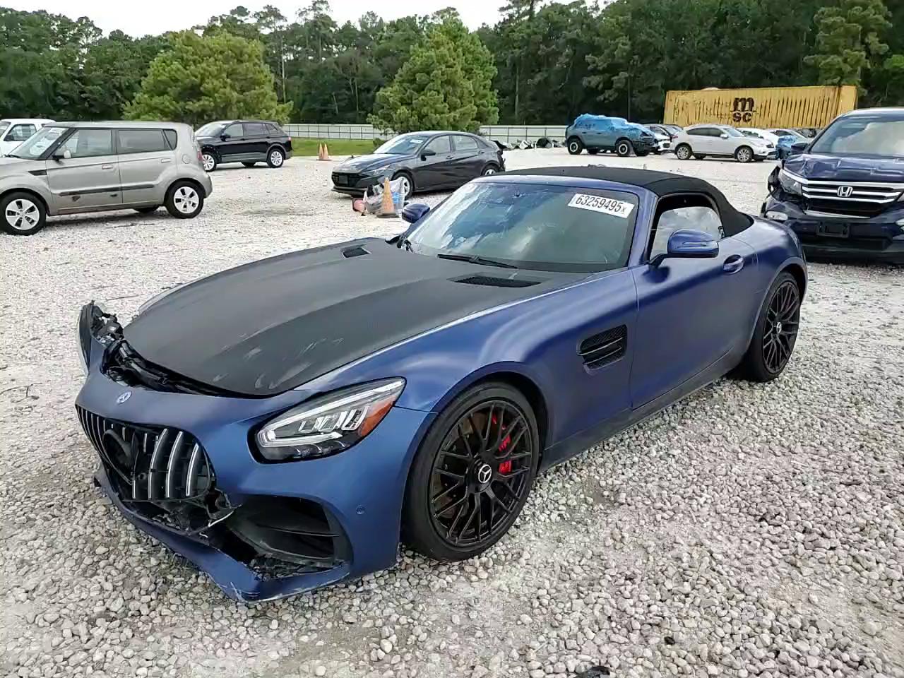 Фото: W1KYK8CA5MA041651