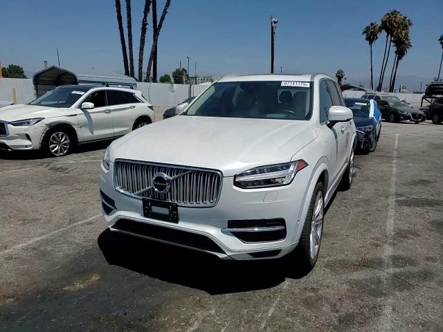 2016 Volvo Xc90 T8 VIN: YV4BC0PL5G1055223 Lot: 67141175