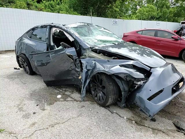 2022 Tesla Model Y VIN: 7SAYGDEF7NF309916 Lot: 64673395