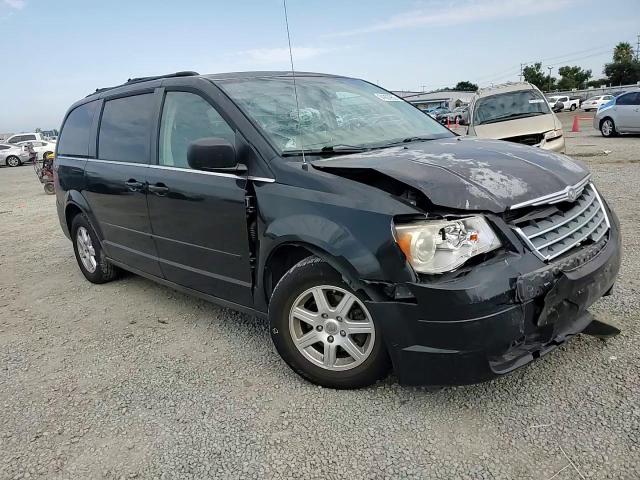 2010 Chrysler Town & Country Lx VIN: 2A4RR2D14AR441739 Lot: 64903955