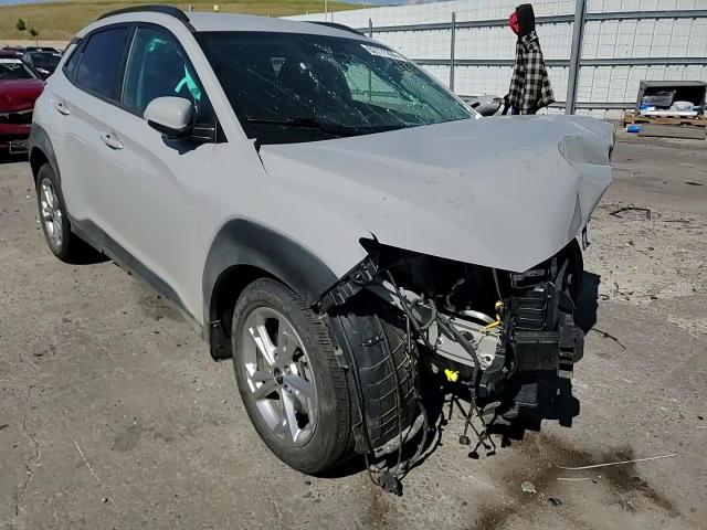 2022 Hyundai Kona Sel VIN: KM8K6CAB0NU808143 Lot: 62771295