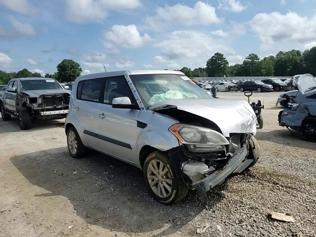 2012 Kia Soul + VIN: KNDJT2A68C7424015 Lot: 65226165