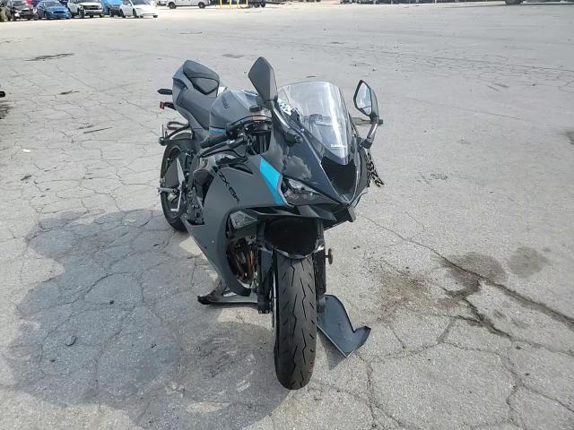 2025 Kawasaki Zx636 K VIN: JKBZXJK18SA010051 Lot: 62562285