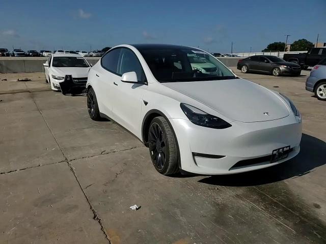 2022 Tesla Model Y VIN: 7SAYGDEF6NF415337 Lot: 65391155