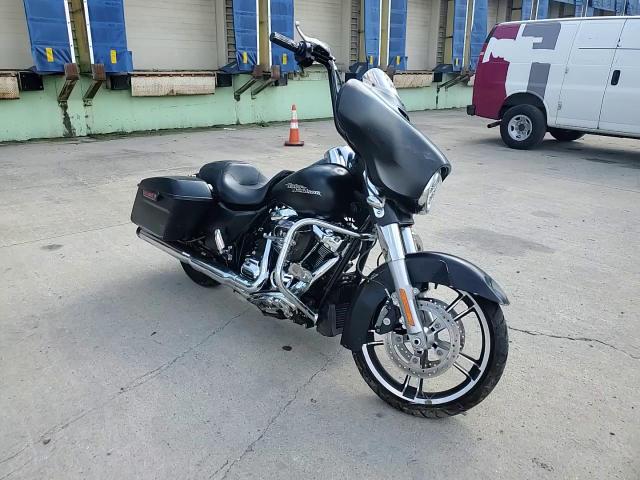 2017 Harley-Davidson Flhxs Street Glide Special VIN: 1HD1KRC1XHB647091 Lot: 64469275