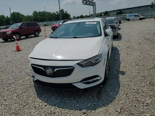 2018 Buick Regal Essence VIN: W04GP6SX0J1125562 Lot: 67030105