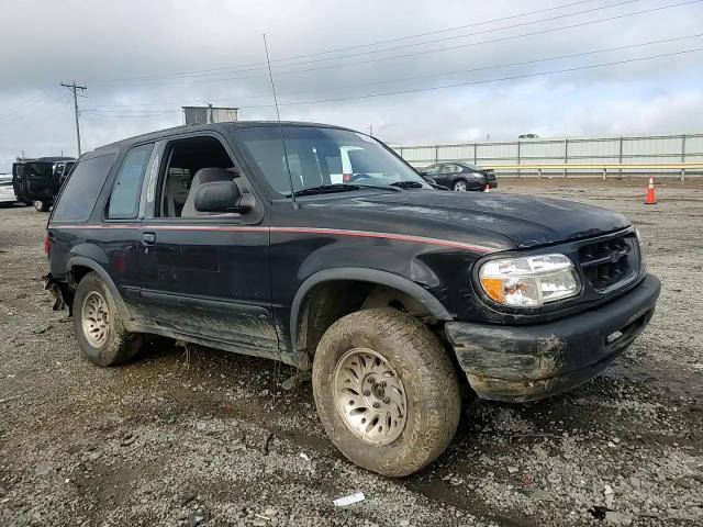 1998 Ford Explorer VIN: 1FMYU24X2WUB61134 Lot: 63490355