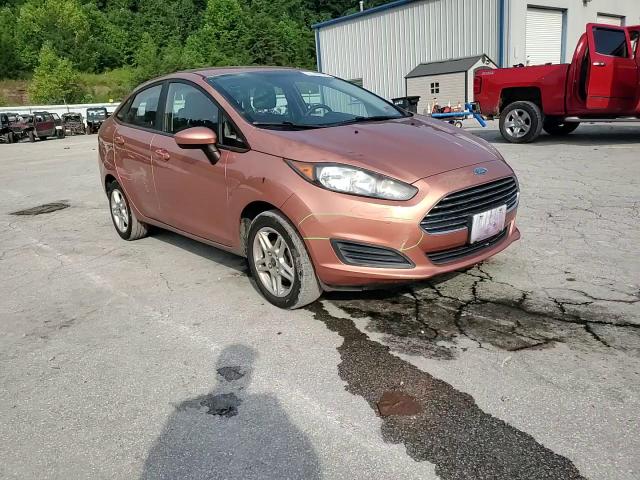 2017 Ford Fiesta Se VIN: 3FADP4BJ9HM140055 Lot: 67266755