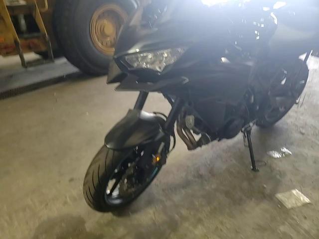 2022 Kawasaki Kle650 F VIN: ML5LEEH11NDA01096 Lot: 64122105