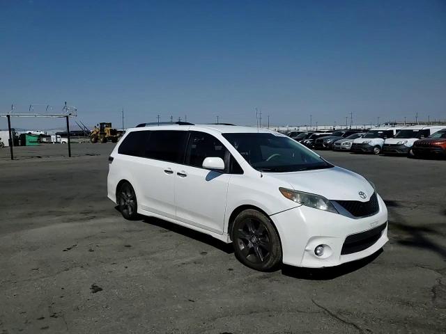 2013 Toyota Sienna Sport VIN: 5TDXK3DC3DS343631 Lot: 65191995