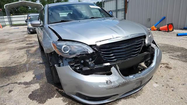 2013 Chrysler 200 Touring VIN: 1C3CCBBG6DN706834 Lot: 63815385