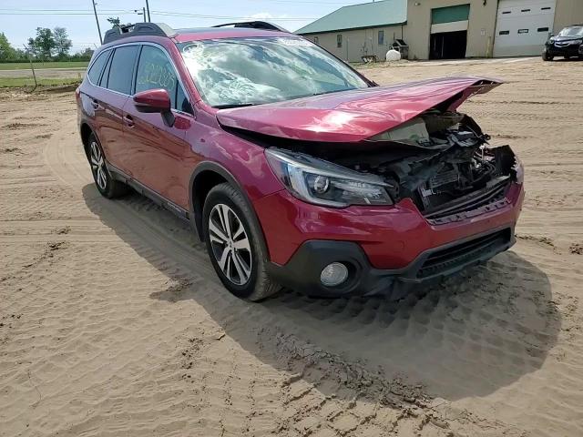 2018 Subaru Outback 2.5I Limited VIN: 4S4BSANC1J3270443 Lot: 65020305