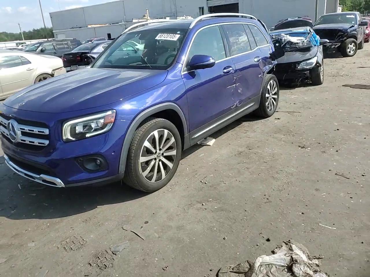 Фото: W1N4M4GB0MW086734