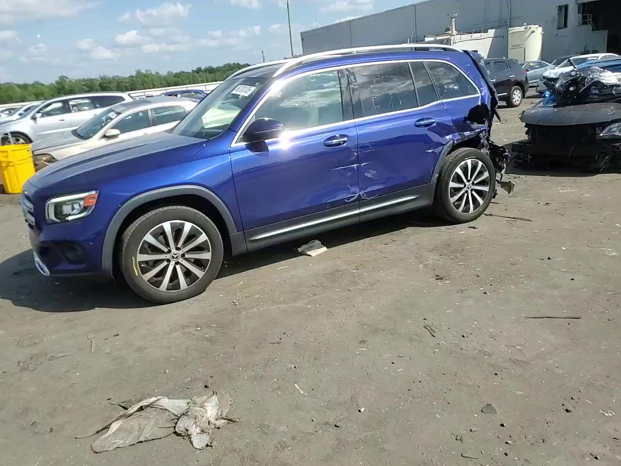 Фото: W1N4M4GB0MW086734