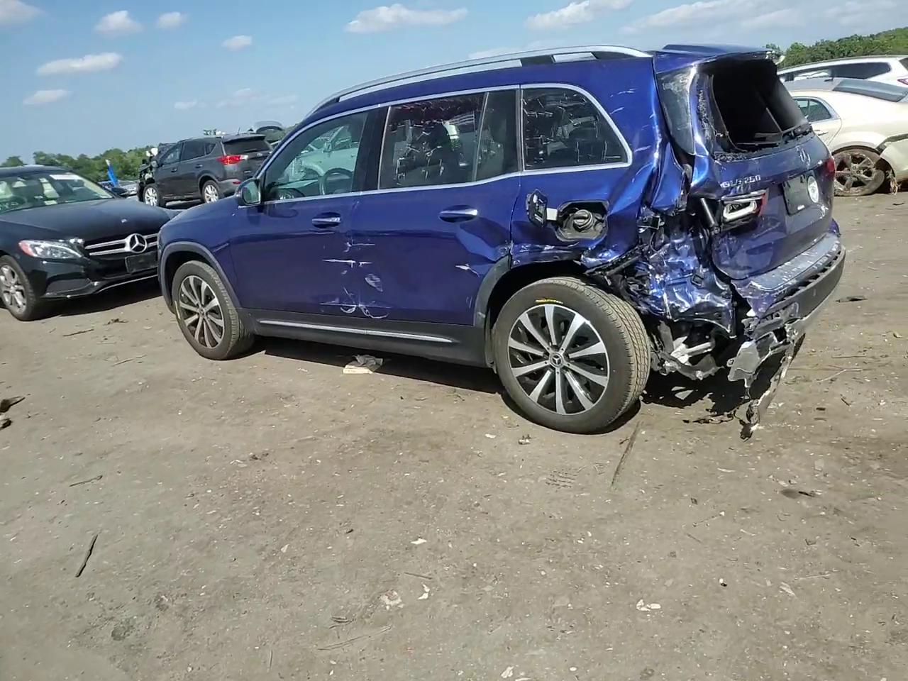 Фото: W1N4M4GB0MW086734