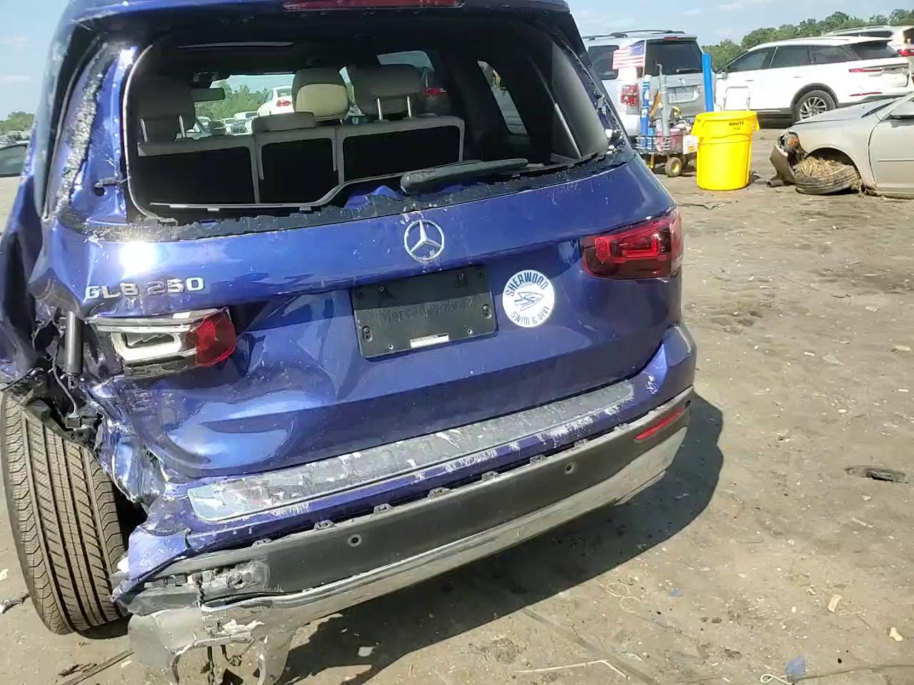 Фото: W1N4M4GB0MW086734