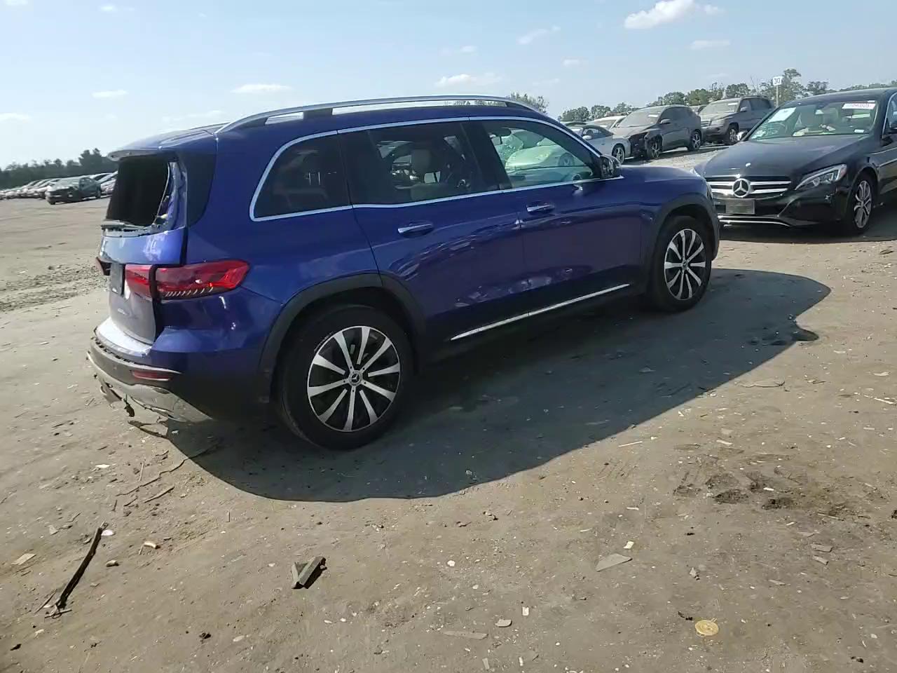 Фото: W1N4M4GB0MW086734