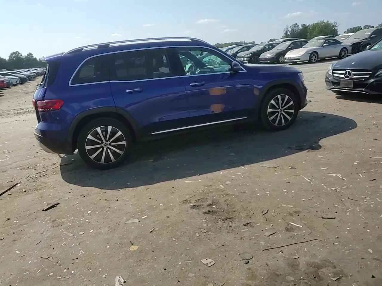 Фото: W1N4M4GB0MW086734