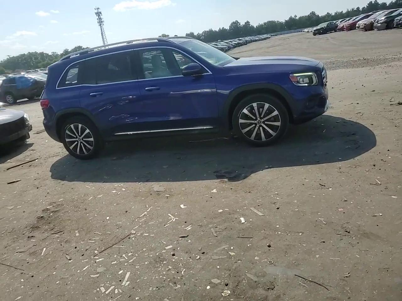 Фото: W1N4M4GB0MW086734