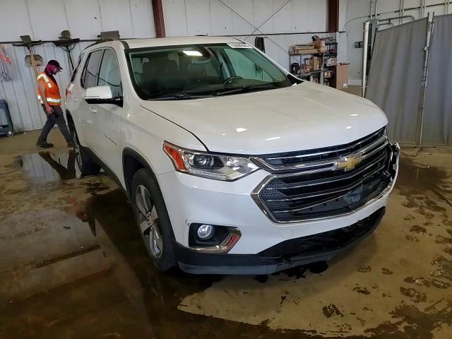 2019 Chevrolet Traverse Lt VIN: 1GNEVHKW4KJ180515 Lot: 63699445