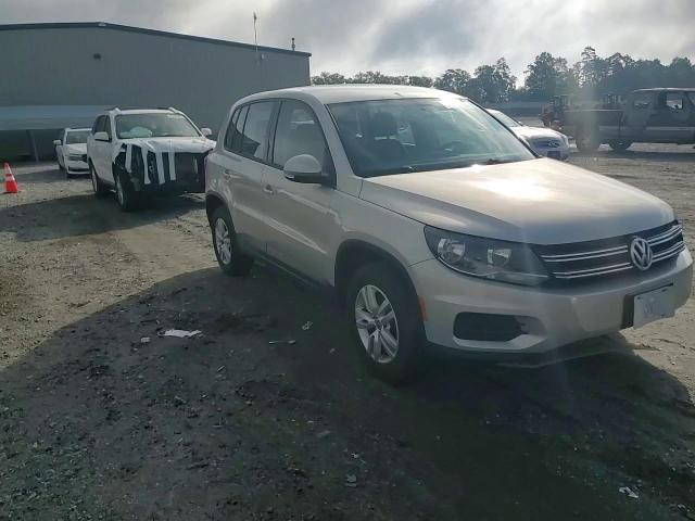 2013 Volkswagen Tiguan S VIN: WVGAV7AX1DW537999 Lot: 58522505