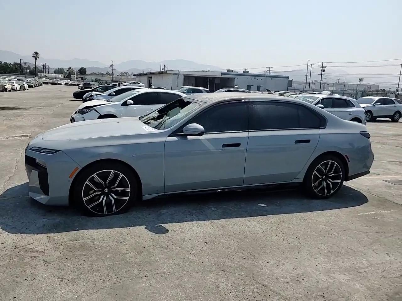 Фото: WBY53EJ04PCN64055