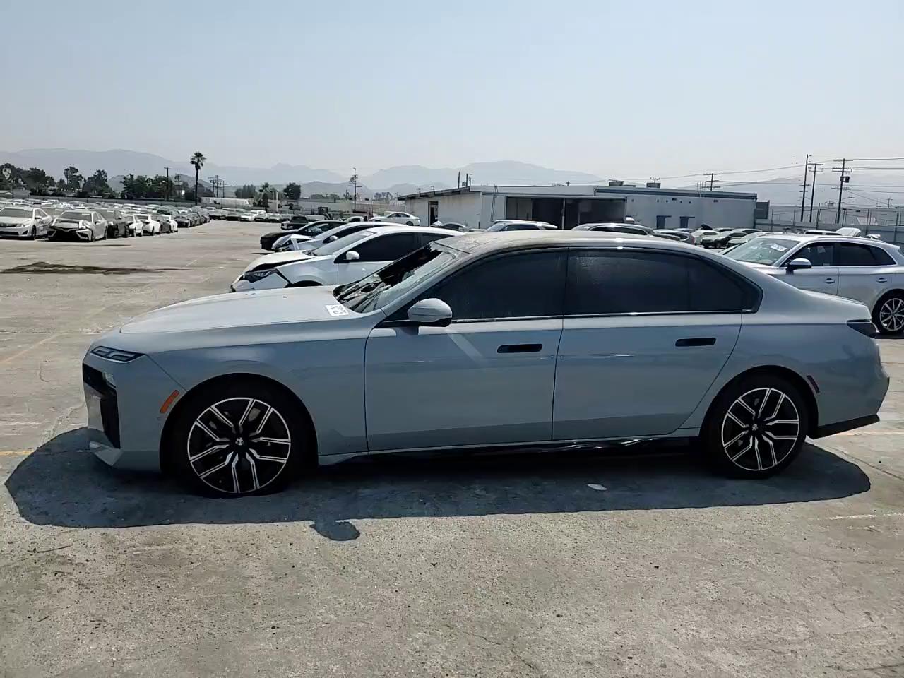 Фото: WBY53EJ04PCN64055