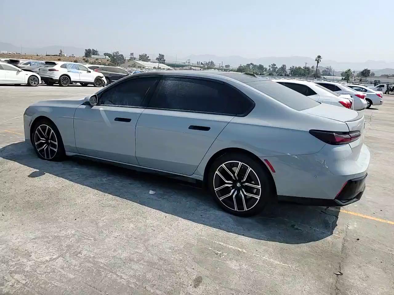 Фото: WBY53EJ04PCN64055