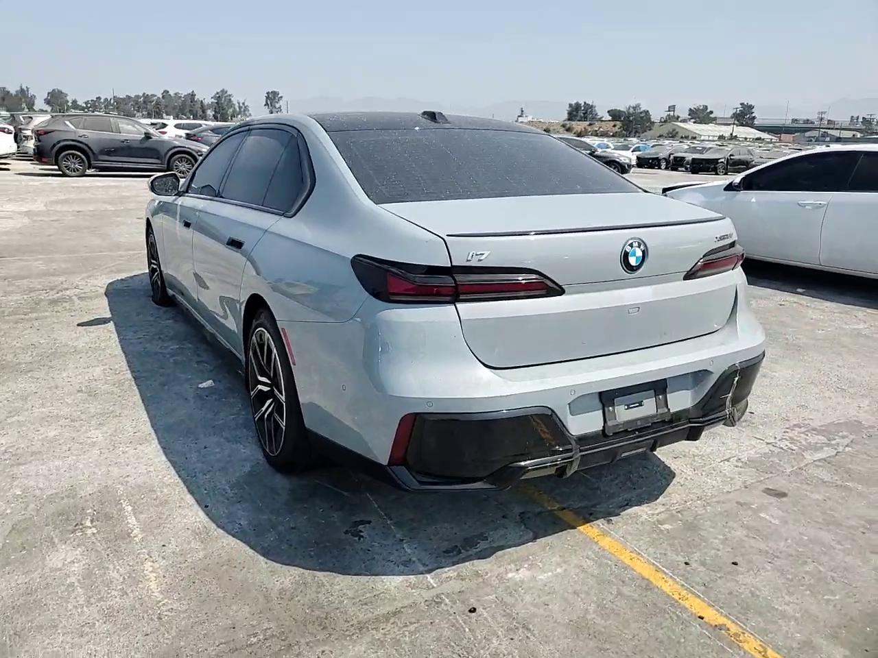 Фото: WBY53EJ04PCN64055