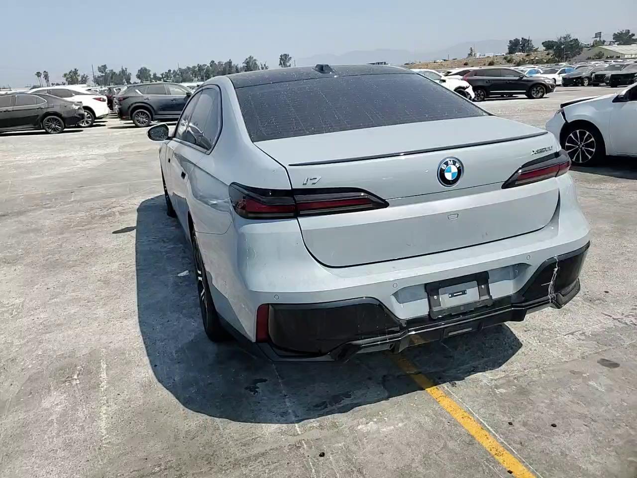 Фото: WBY53EJ04PCN64055