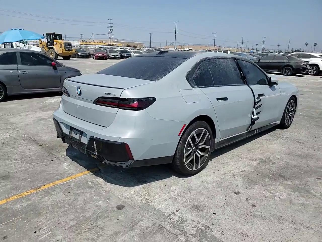 Фото: WBY53EJ04PCN64055