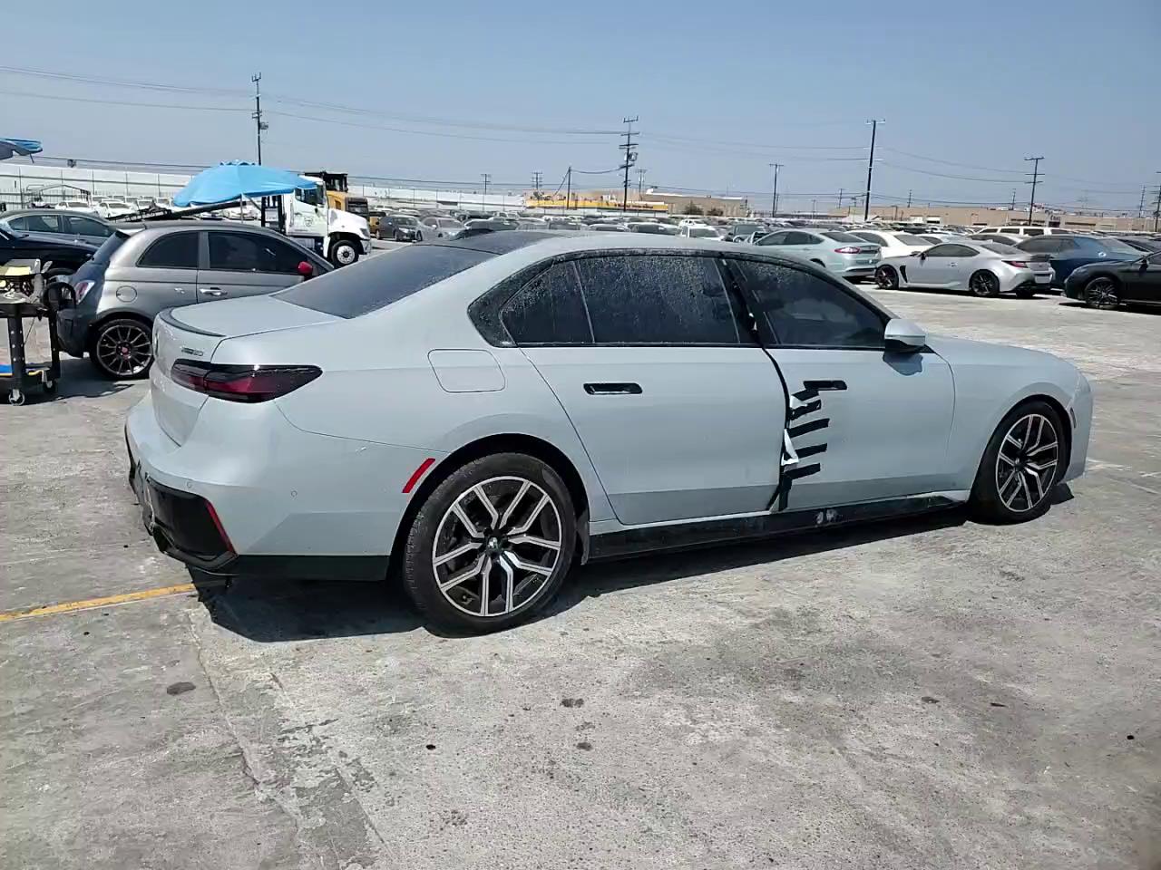 Фото: WBY53EJ04PCN64055