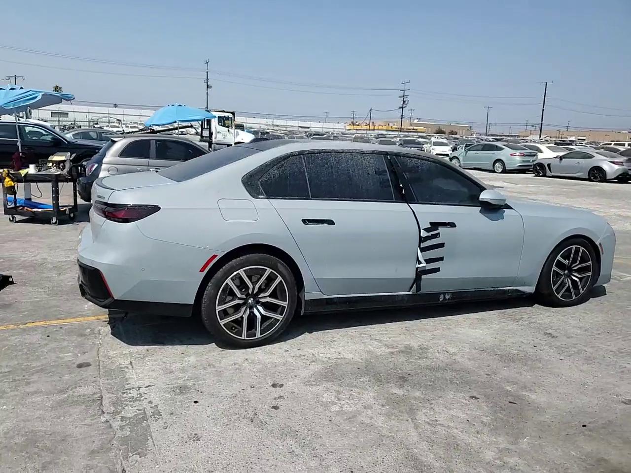 Фото: WBY53EJ04PCN64055