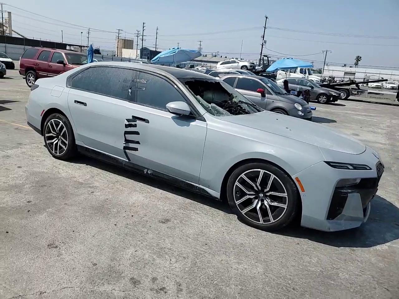 Фото: WBY53EJ04PCN64055